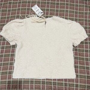 PUFF SLEEVE KNIT TOP